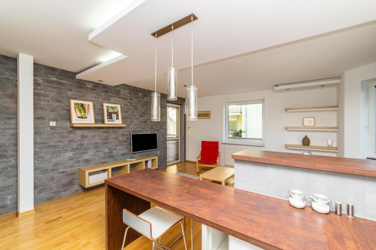 Grey By Oneapartments Gdansk Bagian luar foto
