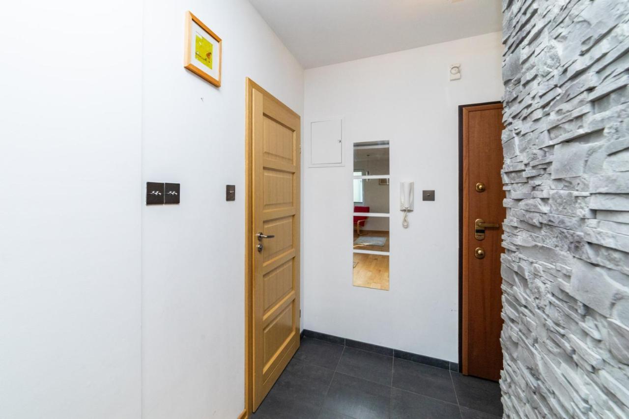 Grey By Oneapartments Gdansk Bagian luar foto